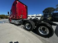 2020 Freightliner CASCADIA 126