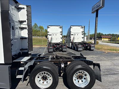 2024 Freightliner CASCADIA 126