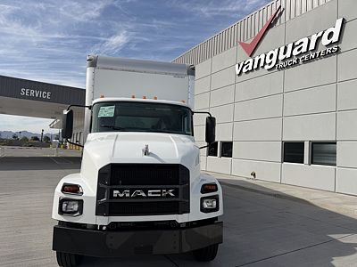 2027 Mack MD642