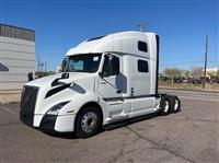 2025 Volvo VNL64T860