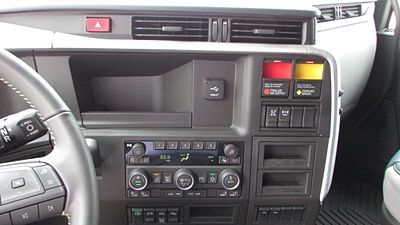 2027 Volvo VNL840