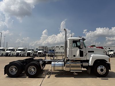 2024 Mack PIN64T