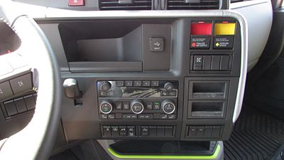 2026 Volvo VNL64T660