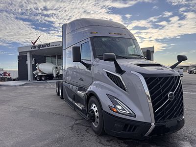 2026 Volvo VNL64T840