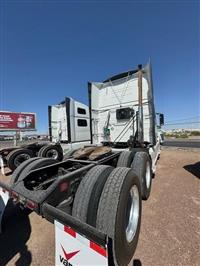 2019 Volvo VNL64T860