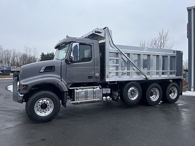 2026 Volvo VHD84F300