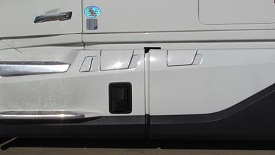2027 Volvo VNL64T840