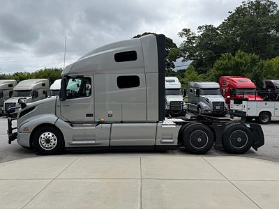 2024 Volvo VNL64T760