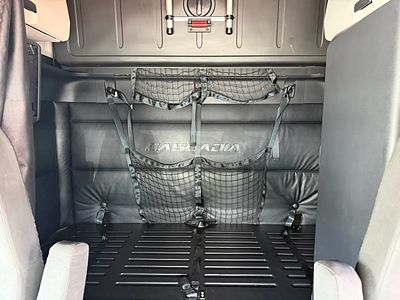 2023 Freightliner CASCADIA 126