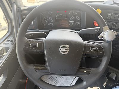2019 Volvo VNR64T400