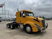 2021 Volvo VNL62T300