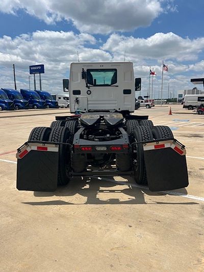 2027 Mack AN64TV04