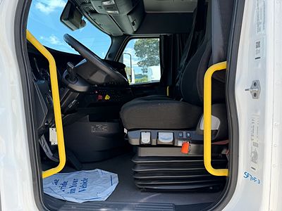 2024 Freightliner CASCADIA 126