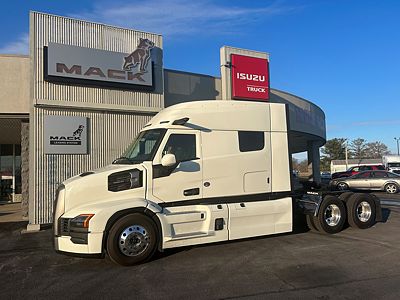 2026 Mack PIONEER 64T