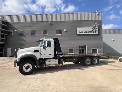 2026 Mack GR64F
