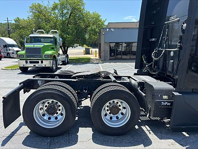 2022 Kenworth T680