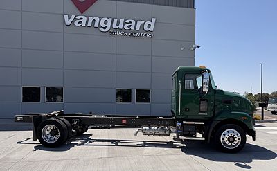 2025 Mack MD642