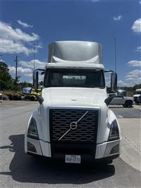 2018 Volvo VNL64T300