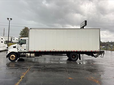 2022 Mack MD6