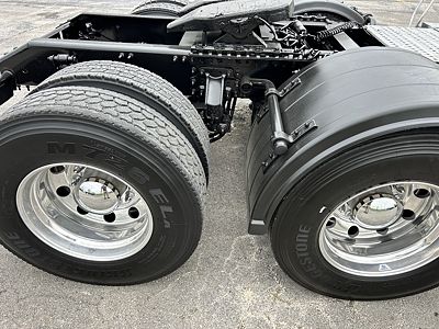2020 Volvo VNR64T300