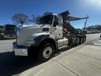 2018 Mack GRANITE GU813
