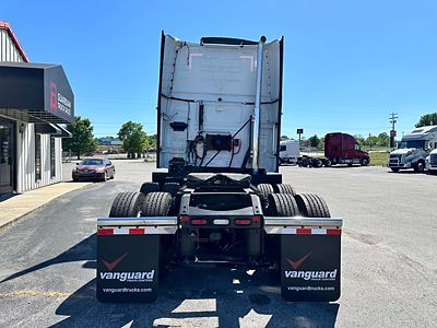 2024 Volvo VNL64T860
