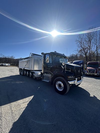 2024 Volvo VHD
