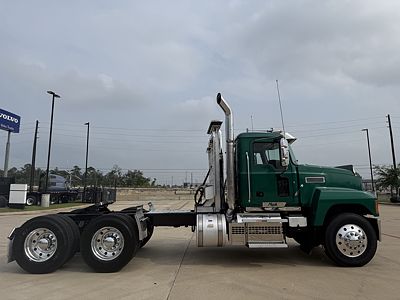 2025 Mack PIN64T