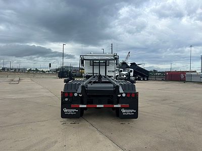 2026 Volvo VHD64B300