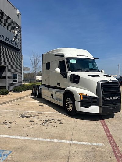 2026 Mack PR64TV04