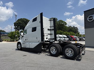 2027 Volvo VNL64T860