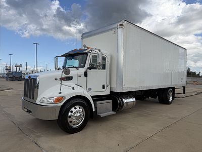 2020 Peterbilt 337