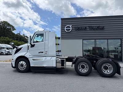 2027 Volvo VNL64T300
