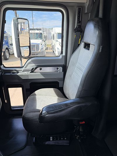 2022 Mack ANTHEM 64T