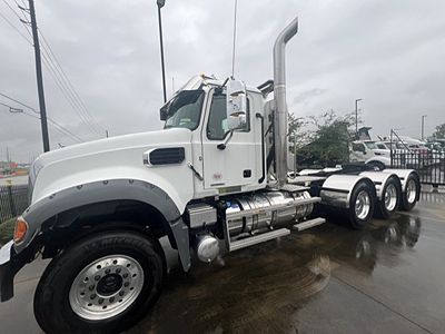 2026 Mack GRANITE 84FT