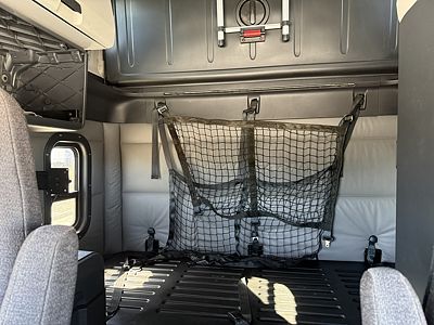 2022 Freightliner CASCADIA 126