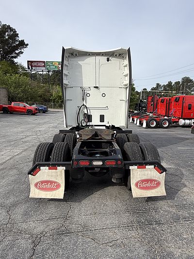 2023 Peterbilt 579