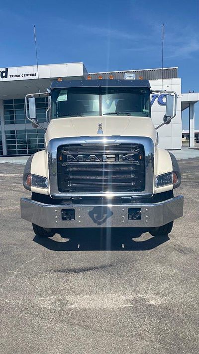 2026 Mack GRANITE 64BR