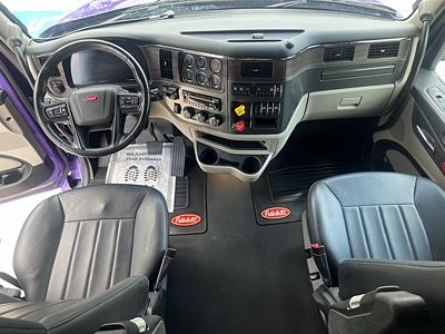 2024 Peterbilt 579