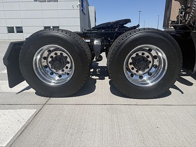 2022 Freightliner CASCADIA 126