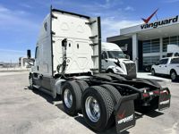 2020 Freightliner CASCADIA 126
