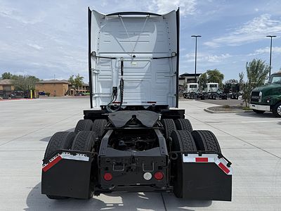 2023 Volvo VNL64T860