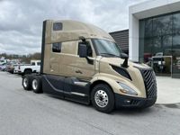 2025 Volvo VNL64T860