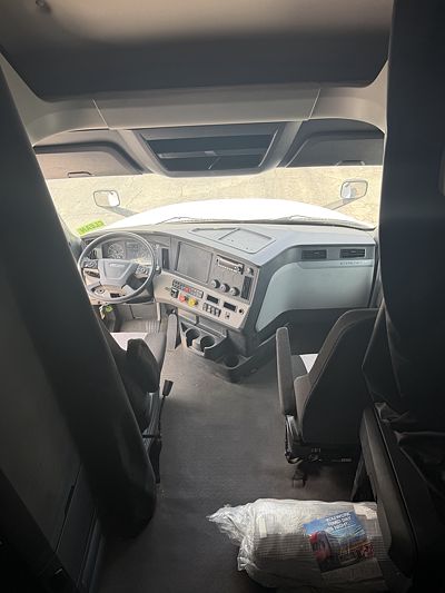 2019 Freightliner CASCADIA 126