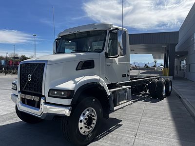 2026 Volvo VHD64F300