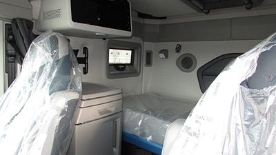2026 Volvo VNL64T860