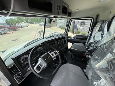 2025 Mack ANTHEM 42T