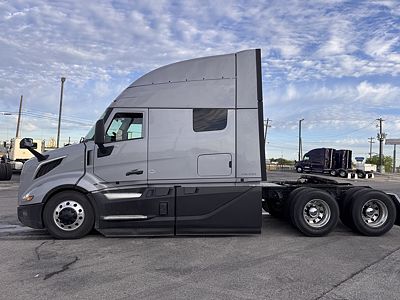2026 Volvo VNL64T840