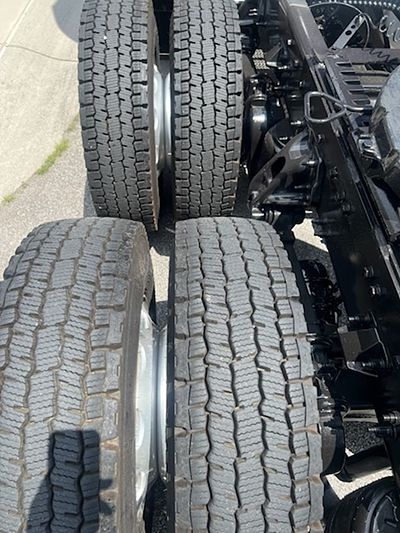 2024 Peterbilt 579