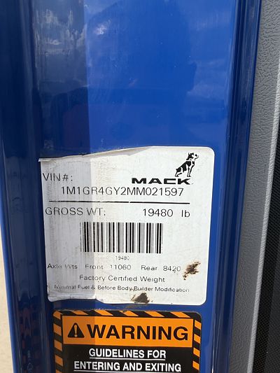 2021 Mack GRANITE 64BT